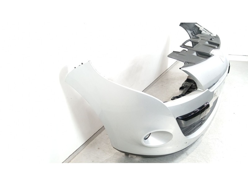 Recambio de paragolpes delantero para renault megane iii hatchback (bz0/1_, b3_) 1.5 dci referencia OEM IAM 620220004R  