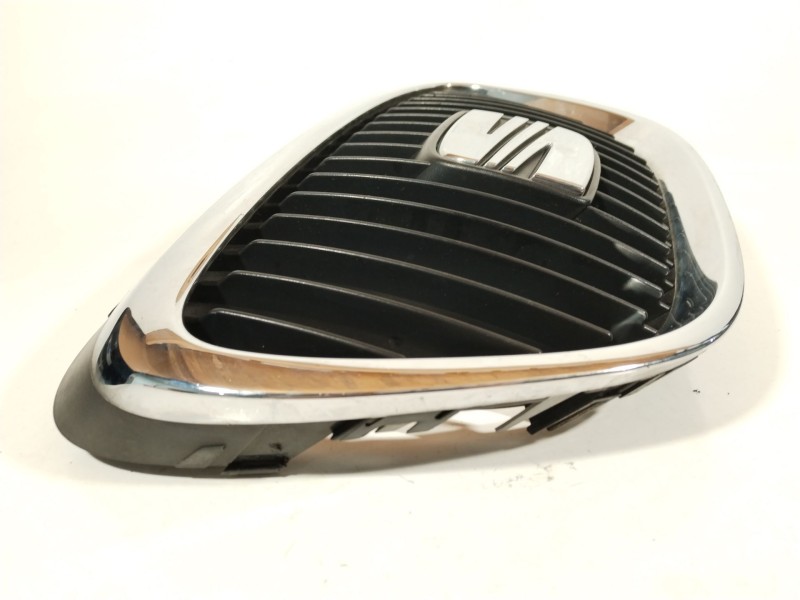 Recambio de rejilla delantera para seat altea xl (5p5, 5p8) 2.0 tdi 16v referencia OEM IAM 5P0853654  