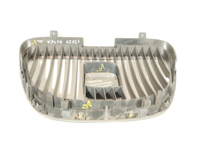 Recambio de rejilla delantera para seat altea (5p1) 1.9 tdi referencia OEM IAM 5P0853654 5P0853679 