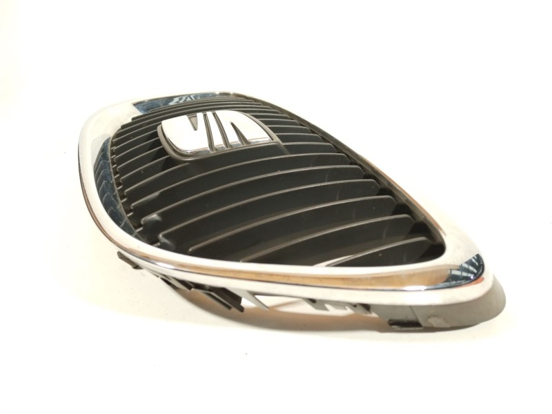 Recambio de rejilla delantera para seat altea (5p1) 1.9 tdi referencia OEM IAM 5P0853654 5P0853679 