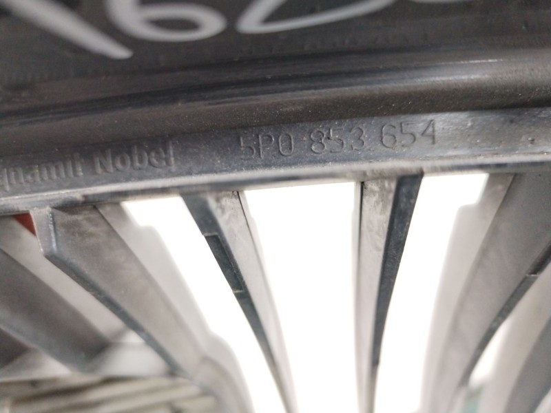 Recambio de rejilla delantera para seat leon (1p1) 1.9 tdi referencia OEM IAM 5P0853654 5P0853679 