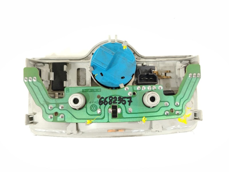 Recambio de luz interior para volkswagen golf iv berlina (1j1) highline referencia OEM IAM 1J0947105 1J0959613E 