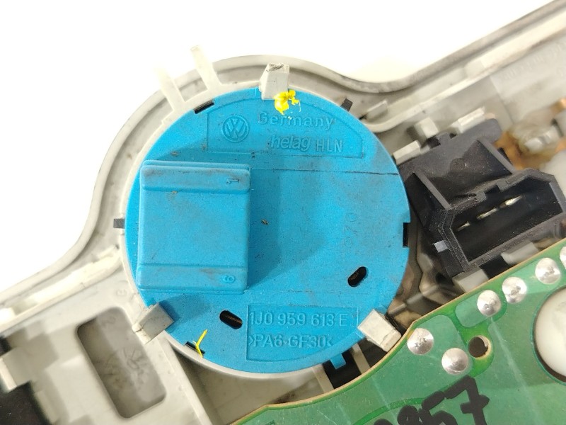 Recambio de luz interior para volkswagen golf iv berlina (1j1) highline referencia OEM IAM 1J0947105 1J0959613E 