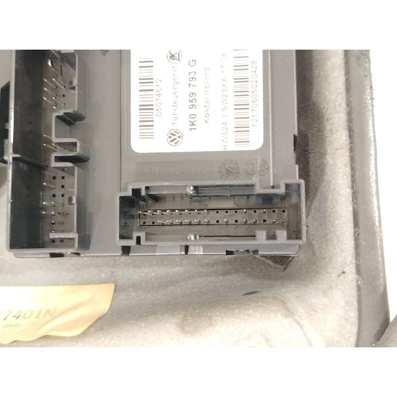 Recambio de elevalunas delantero izquierdo para volkswagen golf v (1k1) 1.9 tdi referencia OEM IAM 1K3837461A 1K0959793G 1K09597