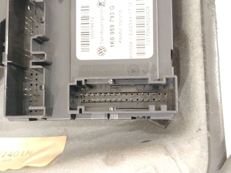 Recambio de elevalunas delantero izquierdo para volkswagen golf v (1k1) 1.9 tdi referencia OEM IAM 1K3837461A 1K0959793G 1K09597