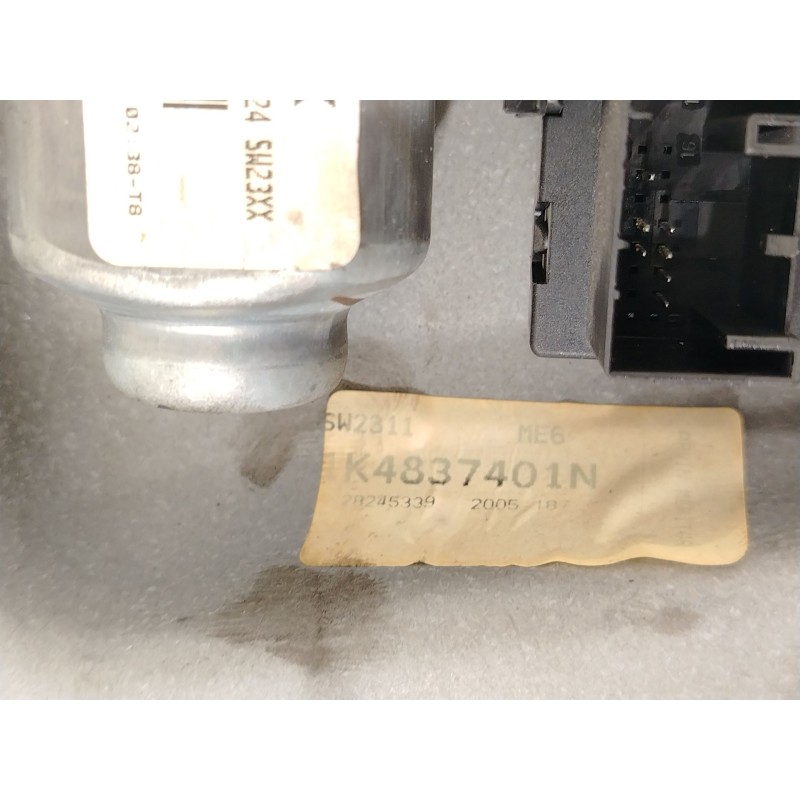 Recambio de elevalunas delantero izquierdo para volkswagen golf v (1k1) 1.9 tdi referencia OEM IAM 1K3837461A 1K0959793G 1K09597