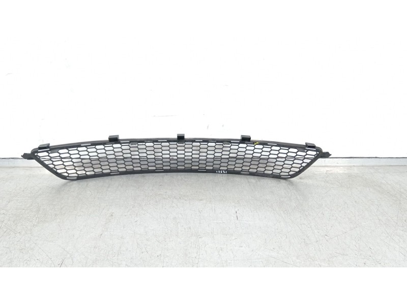Recambio de rejilla paragolpes delantero para lexus is ii (_e2_) 220d (ale20) referencia OEM IAM 5311253010  