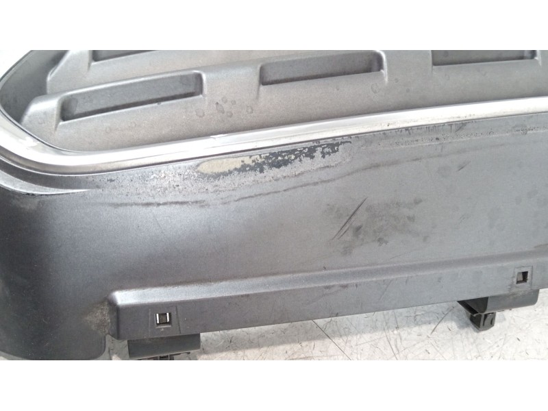 Recambio de rejilla delantera para subaru legacy iv (bl) 2.5 awd (bl9) referencia OEM IAM 91121AG020  