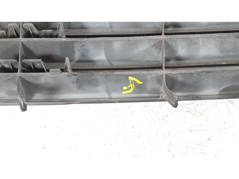Recambio de rejilla delantera para citroën c15 furgoneta/monovolumen (vd_) 1.9 d referencia OEM IAM 9612999177  
