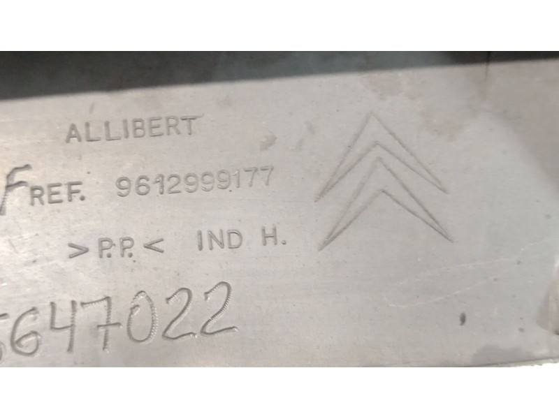 Recambio de rejilla delantera para citroën c15 furgoneta/monovolumen (vd_) 1.9 d referencia OEM IAM 9612999177  