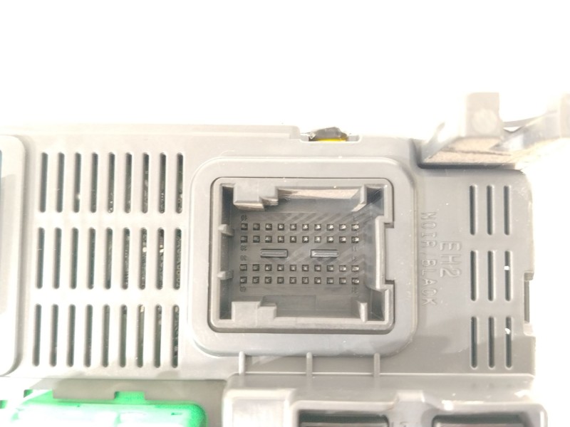 Recambio de caja reles / fusibles para citroën c4 cactus 1.6 hdi 90 referencia OEM IAM 9807531680 BSIN02 