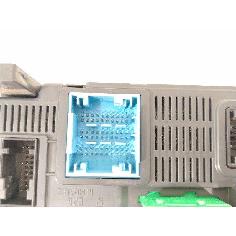 Recambio de caja reles / fusibles para citroën c4 cactus 1.6 hdi 90 referencia OEM IAM 9807531680 BSIN02 