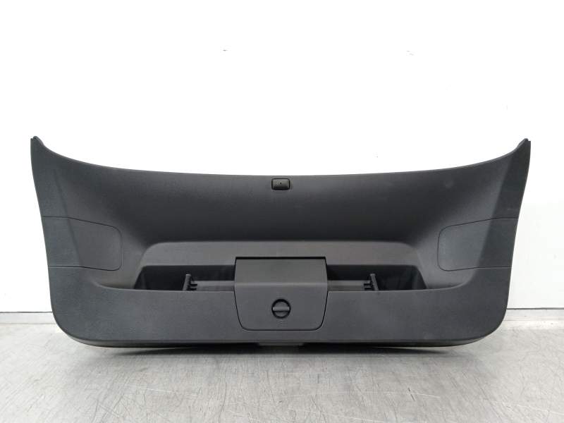 GUARNECIDO PORTON TRASERO 5G6867605 