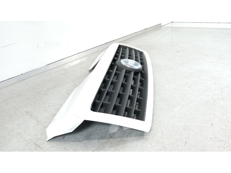 Recambio de rejilla delantera para fiat doblo furgoneta/monovolumen (223_) 1.9 jtd referencia OEM IAM 735395576  