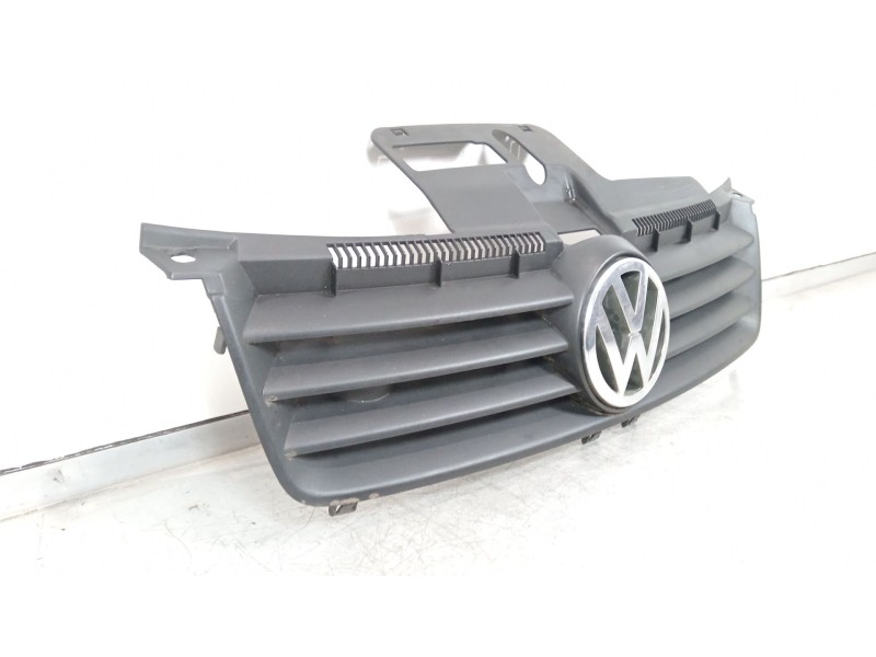 Recambio de rejilla delantera para volkswagen polo (6n2) 1.4 16v referencia OEM IAM 6Q0853651C 1J5853601 1J5853601A