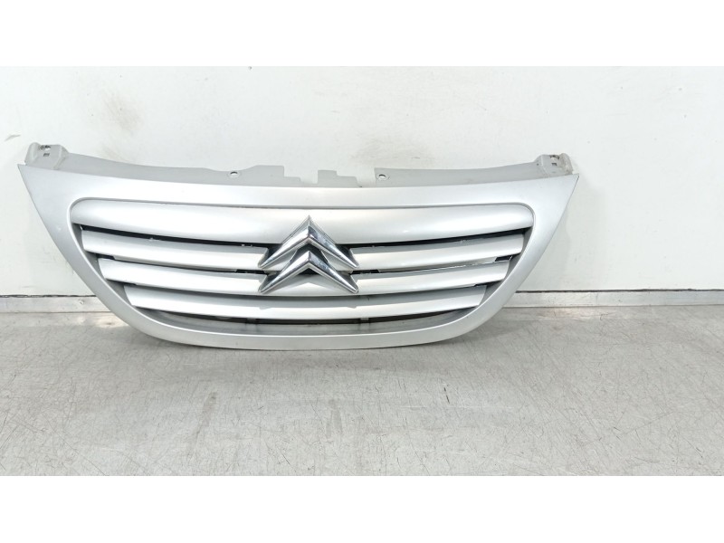 Recambio de rejilla delantera para citroën c3 i (fc_, fn_) 1.4 hdi referencia OEM IAM 7804L0  