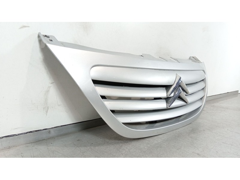 Recambio de rejilla delantera para citroën c3 i (fc_, fn_) 1.4 hdi referencia OEM IAM 7804L0  