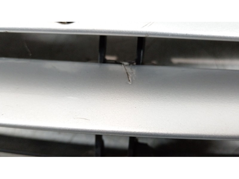 Recambio de rejilla delantera para citroën c3 i (fc_, fn_) 1.4 hdi referencia OEM IAM 7804L0  