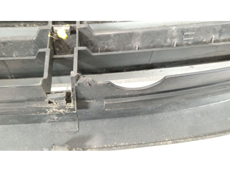 Recambio de rejilla delantera para citroën c3 i (fc_, fn_) 1.4 hdi referencia OEM IAM 7804L0  
