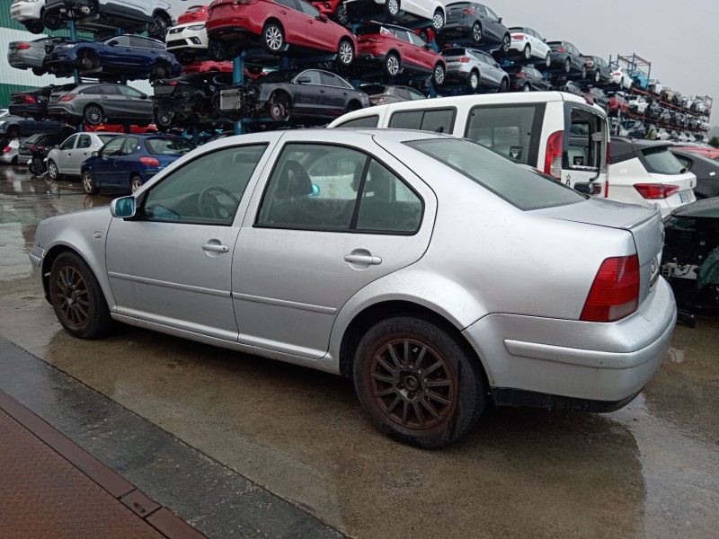 volkswagen bora i (1j2) del año 2001
