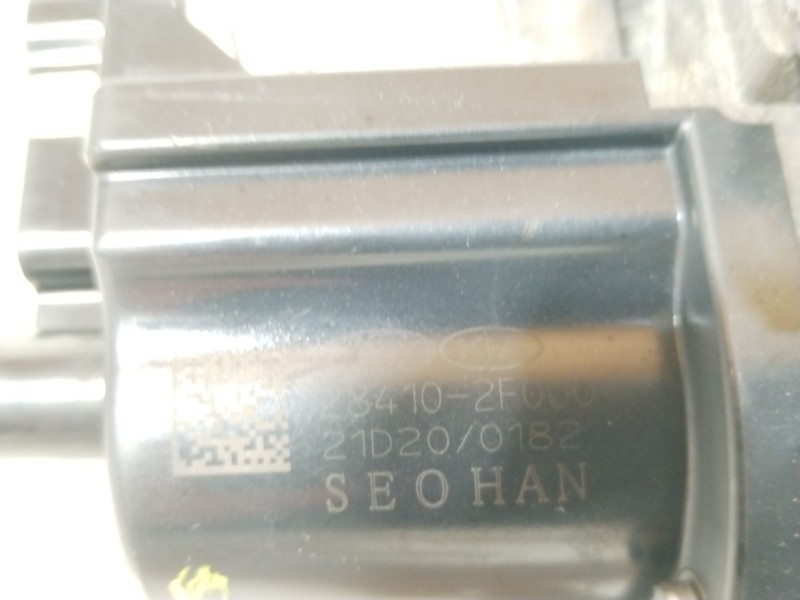 Recambio de valvula egr para kia sorento active 4wd referencia OEM IAM 284102F000 21D200182 