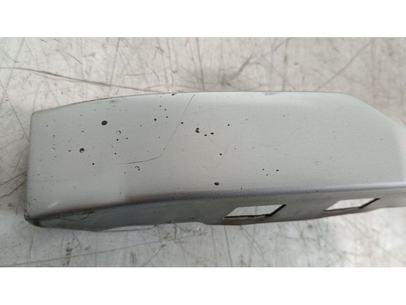 Recambio de rejilla delantera para bmw 5 (e34) 520 i 24v referencia OEM IAM 51131973825  