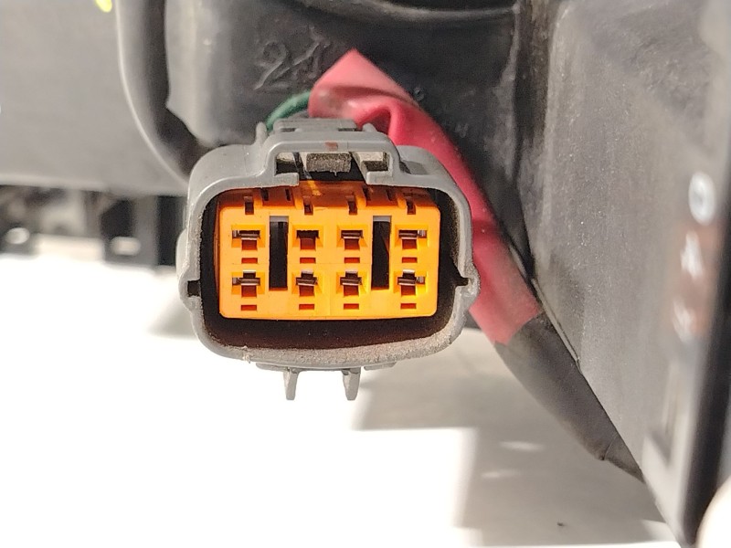 Recambio de faro derecho para mazda cx-7 (er) 2.2 mzr-cd awd (er10a) referencia OEM IAM EH63510K0D  