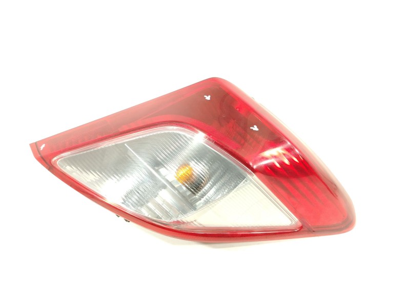 Recambio de piloto trasero derecho para toyota yaris (_p13_) 1.4 d (nlp130_) referencia OEM IAM 815510D370  