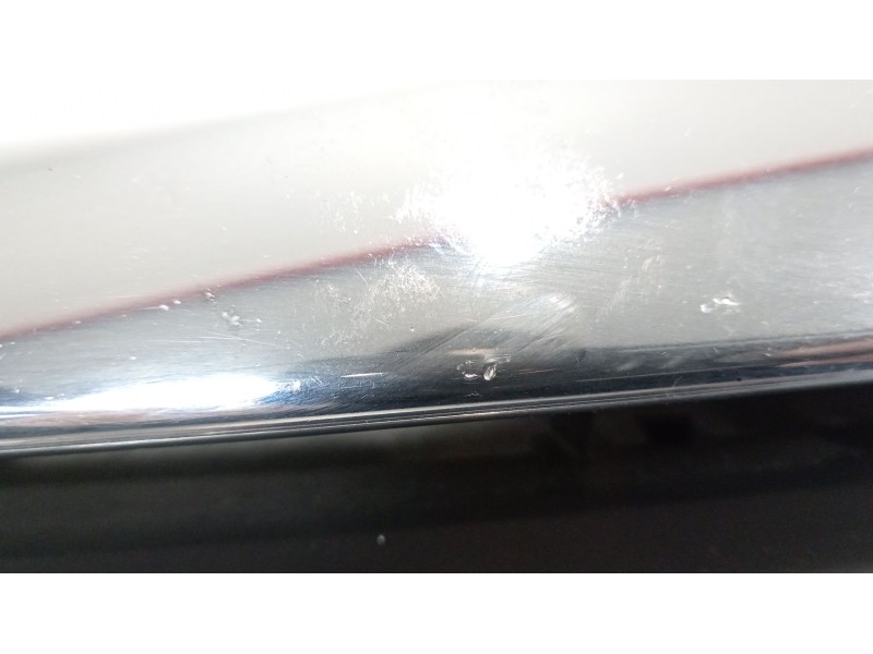 Recambio de rejilla delantera para opel zafira / zafira family b (a05) 1.8 (m75) referencia OEM IAM 13247331 13247327 