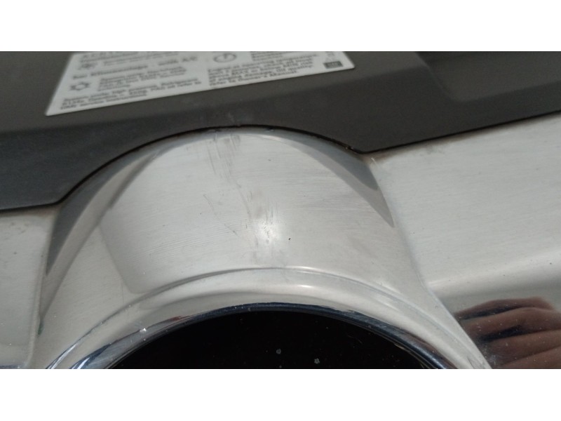 Recambio de rejilla delantera para opel astra h (a04) 1.4 (l48) referencia OEM IAM 13225780 461088395 13225775