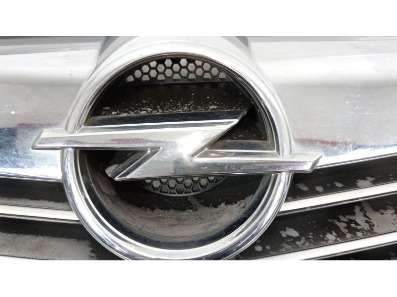 Recambio de rejilla delantera para opel astra h (a04) 1.4 (l48) referencia OEM IAM 13225780 461088395 13225775