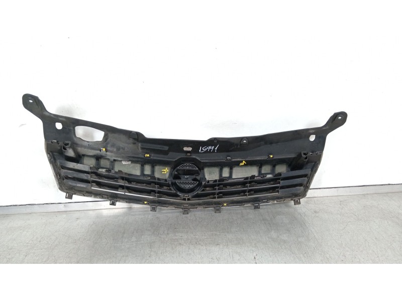 Recambio de rejilla delantera para opel astra h (a04) 1.4 (l48) referencia OEM IAM 13225780 461088395 13225775