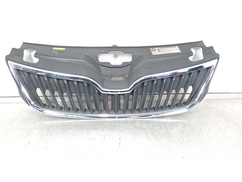 Recambio de rejilla delantera para skoda rapid spaceback (nh1) 1.4 tdi referencia OEM IAM 5JA853668  
