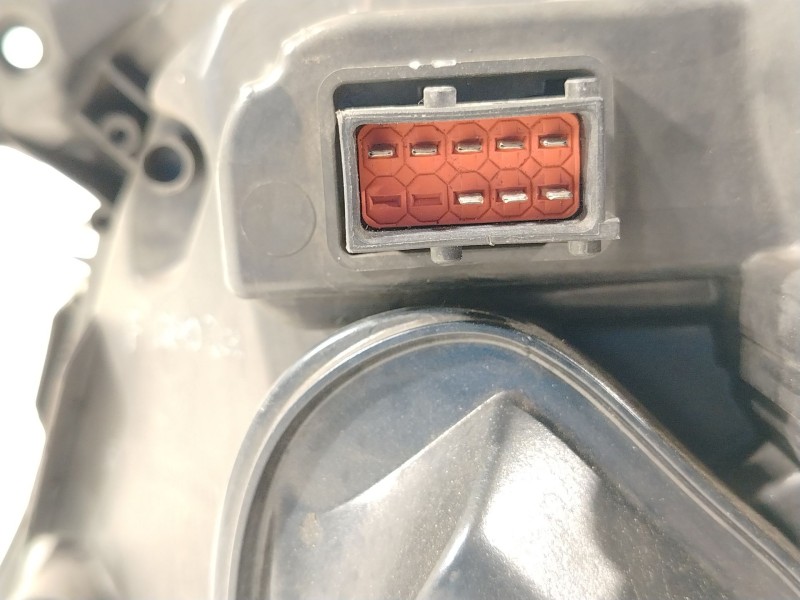 Recambio de faro derecho para opel vectra c gts (z02) 1.9 cdti (f68) referencia OEM IAM 15588800 15619200 