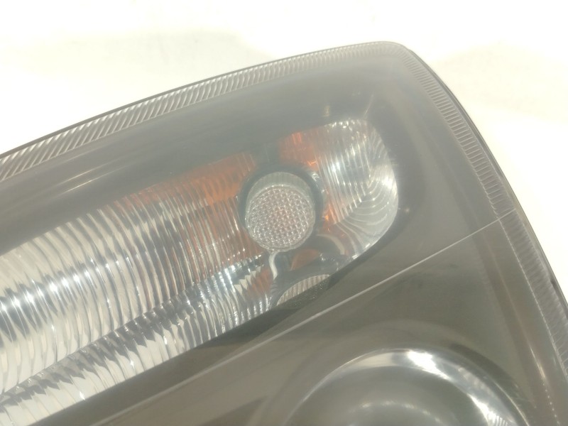 Recambio de faro izquierdo para opel vectra c gts (z02) 1.9 cdti (f68) referencia OEM IAM 15588700 93172953 