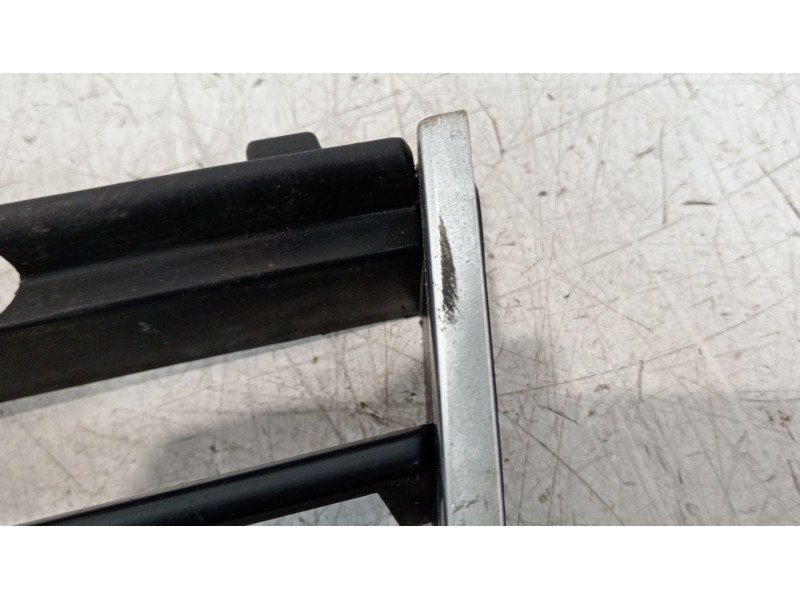 Recambio de rejilla paragolpes delantero para volkswagen golf v variant (1k5) 1.9 tdi referencia OEM IAM 1K0853101A  