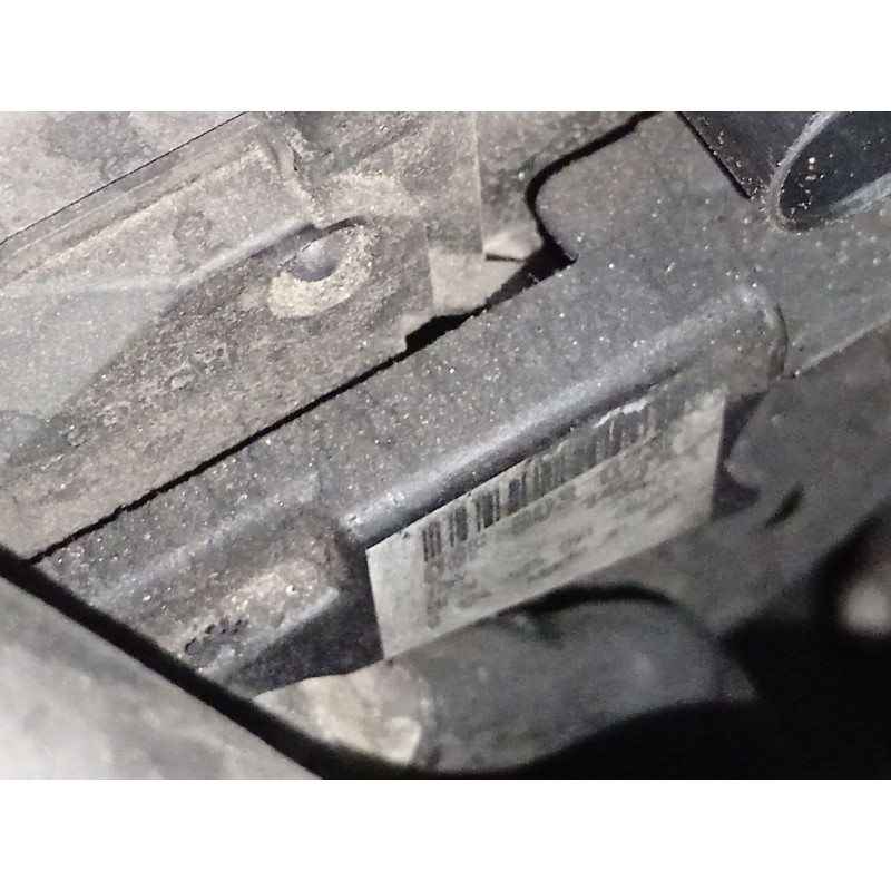 Recambio de alternador para audi a3 sportback (8pa) 2.0 tdi 16v referencia OEM IAM 06F903023F  