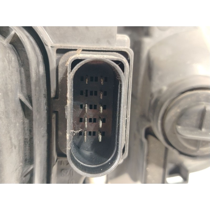 Recambio de faro izquierdo para audi a3 sportback (8pa) 2.0 tdi 16v referencia OEM IAM 8P0941003K 0301206201 