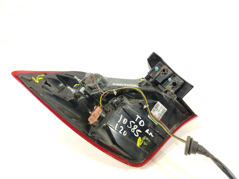 Recambio de piloto trasero derecho para hyundai i20 classic referencia OEM IAM 92402C8000  