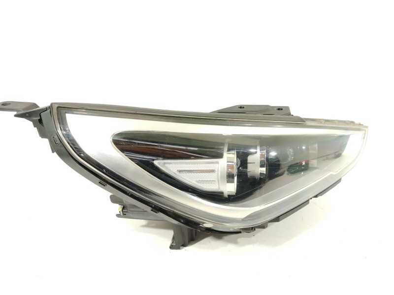 Recambio de faro derecho para hyundai i30 (pde, pd, pden) 1.6 crdi referencia OEM IAM 92102G4100  