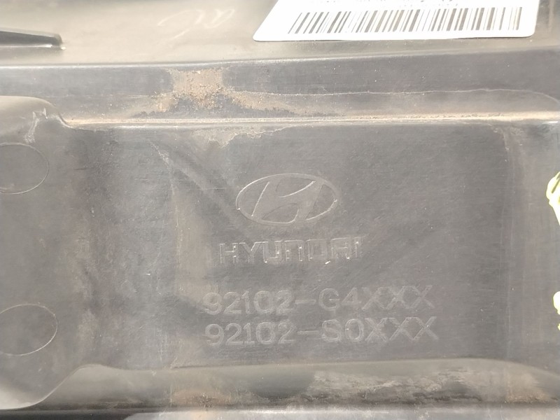 Recambio de faro derecho para hyundai i30 (pde, pd, pden) 1.6 crdi referencia OEM IAM 92102G4100  