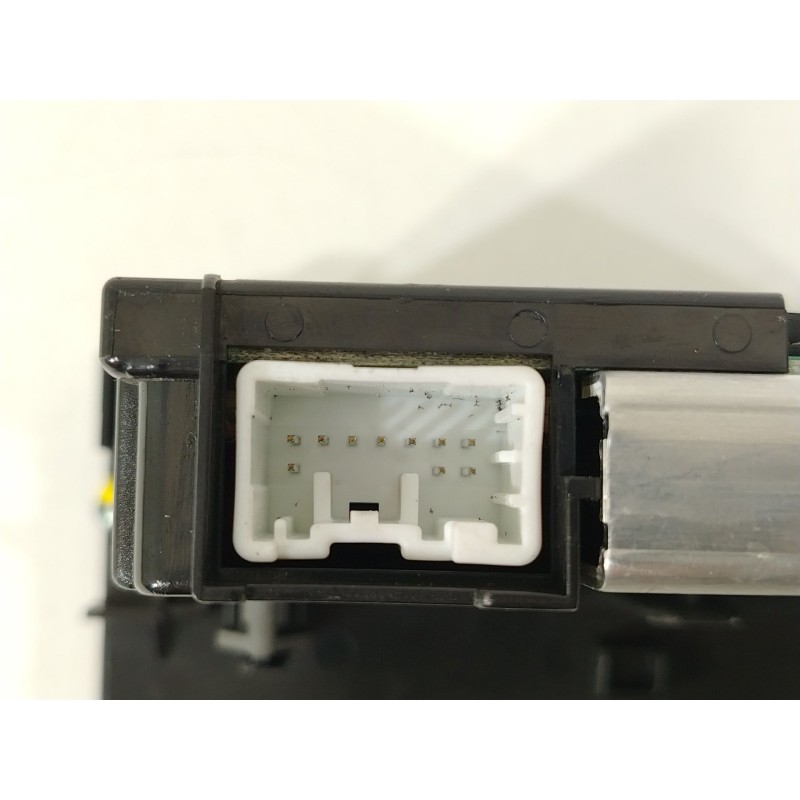 Recambio de pantalla multifuncion para volvo s40 ii (544) 2.0 d referencia OEM IAM 30797719 69199100 