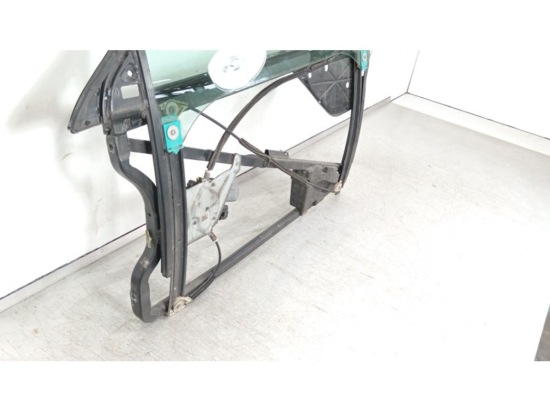 Recambio de elevalunas delantero izquierdo para audi a3 (8l1) 1.8 referencia OEM IAM 8L3837753A 8L3837397A 