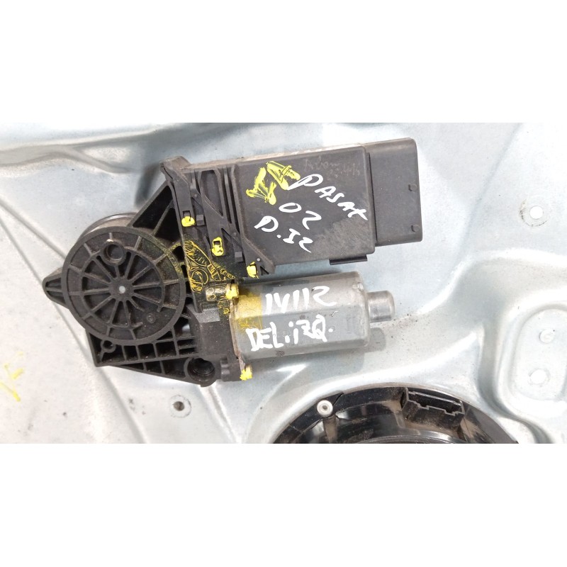 Recambio de elevalunas delantero izquierdo para volkswagen passat b5.5 (3b3) 1.9 tdi referencia OEM IAM 3B1837461 3B4837755D 