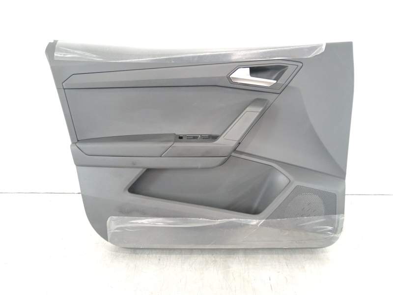 GUARNECIDO PUERTA DELANTERA IZQUIERDA 6F0867113 