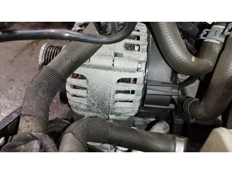 Recambio de alternador para audi a4 b9 avant (8w5, 8wd) 2.0 tdi referencia OEM IAM 04L903024  