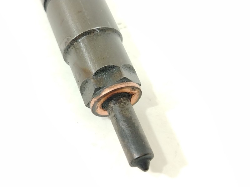 Recambio de inyector para volvo xc90 i (275) d5 awd referencia OEM IAM 8658352 0445110078 