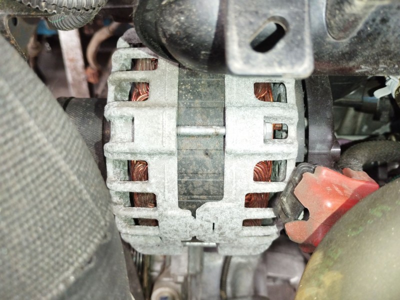 Recambio de alternador para dacia sandero iii 1.0 tce 90 referencia OEM IAM 231007769R  F000BL08V8