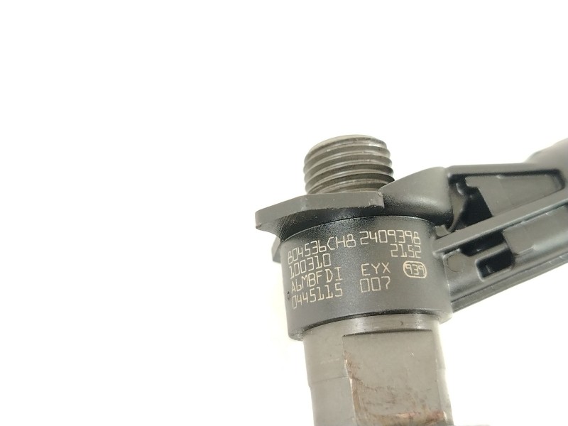 Recambio de inyector para nissan qashqai i (j10, nj10) 2.0 dci referencia OEM IAM 804536CH8 0445115007 82409398