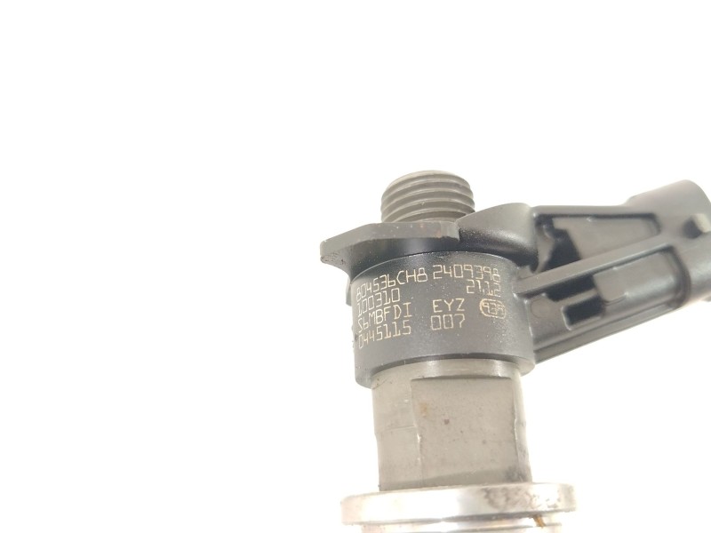 Recambio de inyector para nissan qashqai i (j10, nj10) 2.0 dci referencia OEM IAM 804536CH8 0445115007 82409398
